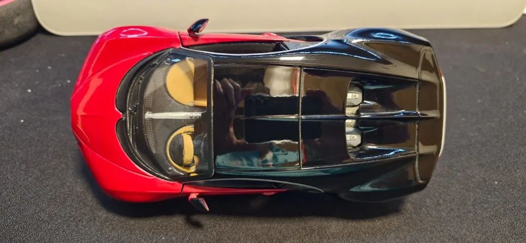 Bugatti Chiron Sport - Maisto 1:24  - Foto 4