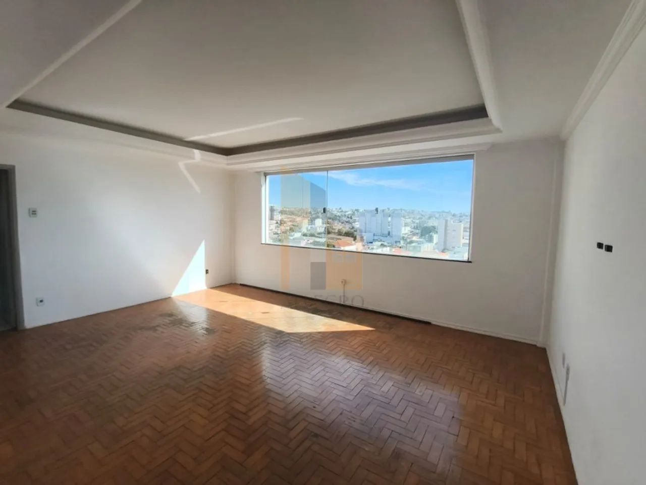 Apartamento com 3 quartos para alugar em Passos - Foto 2