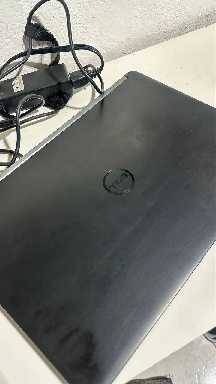 Notebook Dell - i5 de 6ª Geração - 8Gb - com Biometria - Foto 3