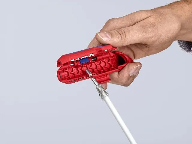 Ferramenta Desencapar Fios Ergostrip Knipex 16 95 01 Sb - Foto 2