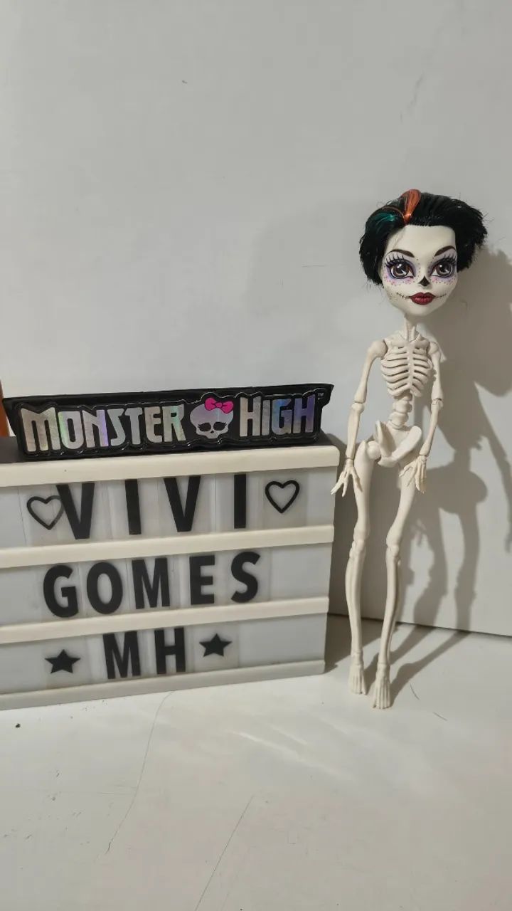 Monster High Skelitta sucata