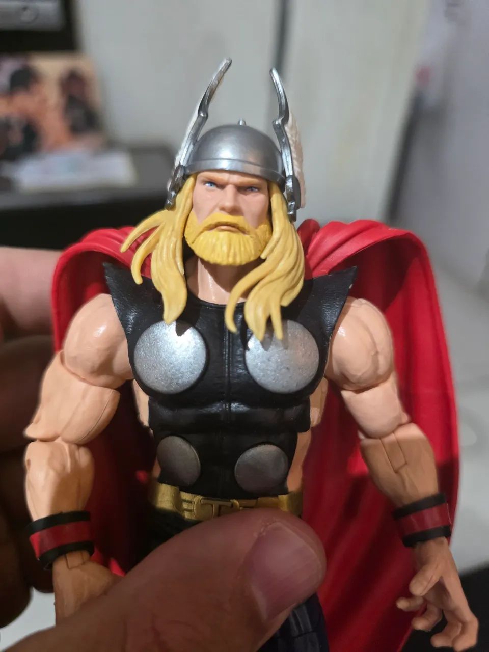 Thor marvel legends com cabeça extra - Foto 4