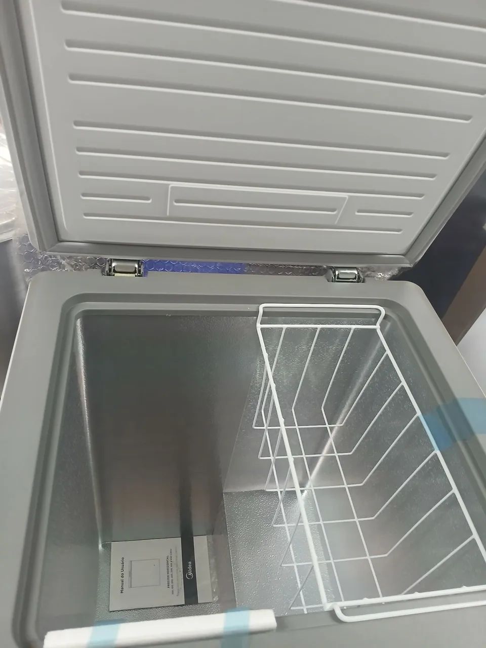 Freezer horizontal Midea 99 lts - Foto 2