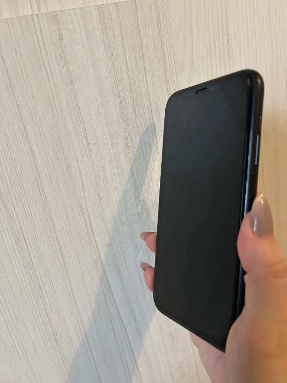 Iphone XR em excelente estado por 630,00