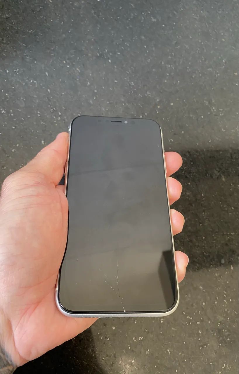 iPhone XR 128gb branco - Descrição  - Foto 4