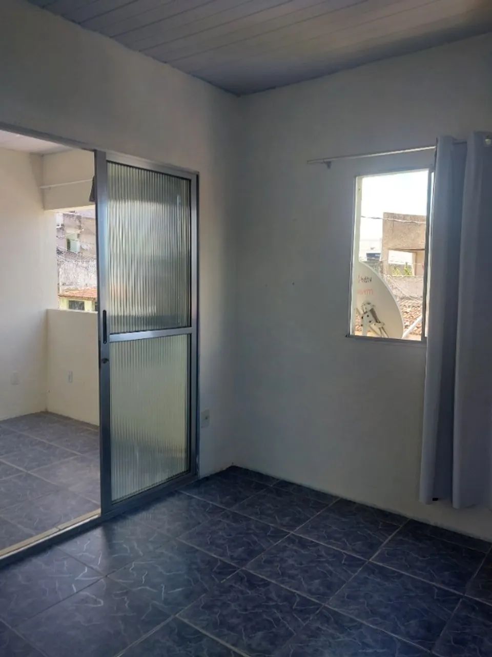 Alugo casa em Paripe.  Um quarto  - Foto 10