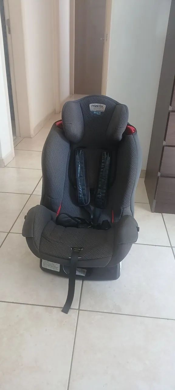 Cadeirinha infantil para carro / MATRIX EVOLUTION - Foto 2