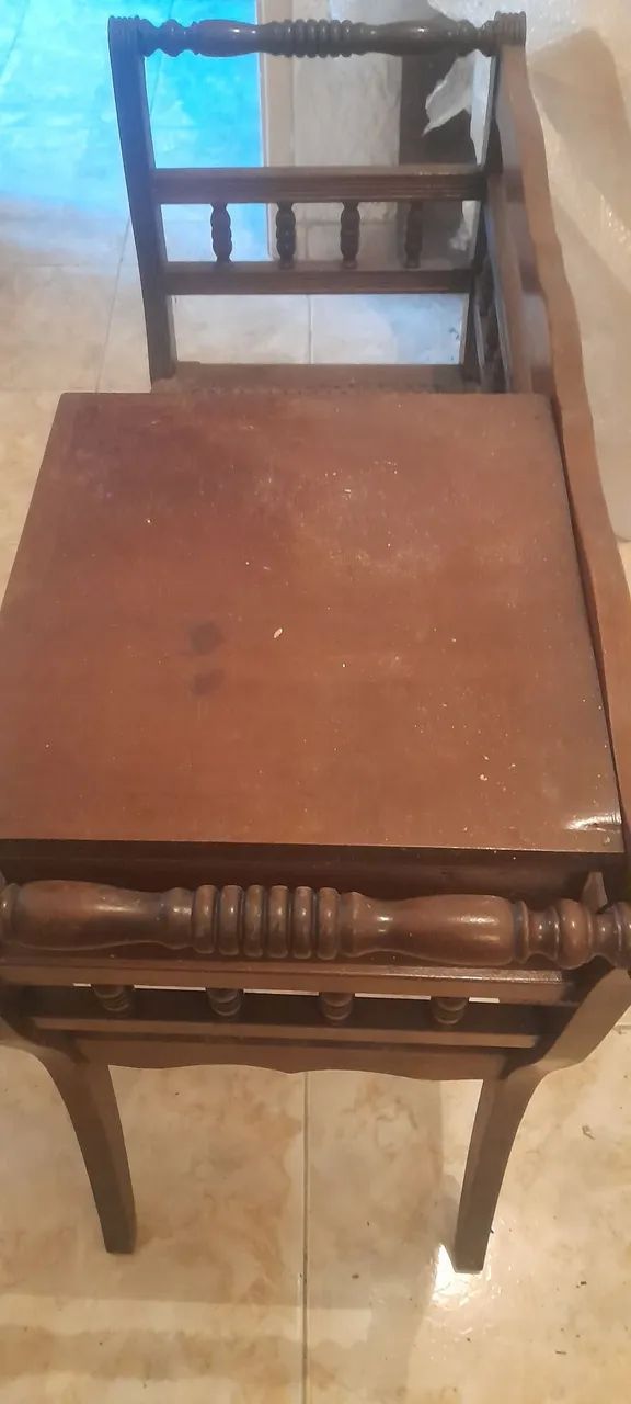 Cadeira com mesinha para tel peça antiga  - Foto 2