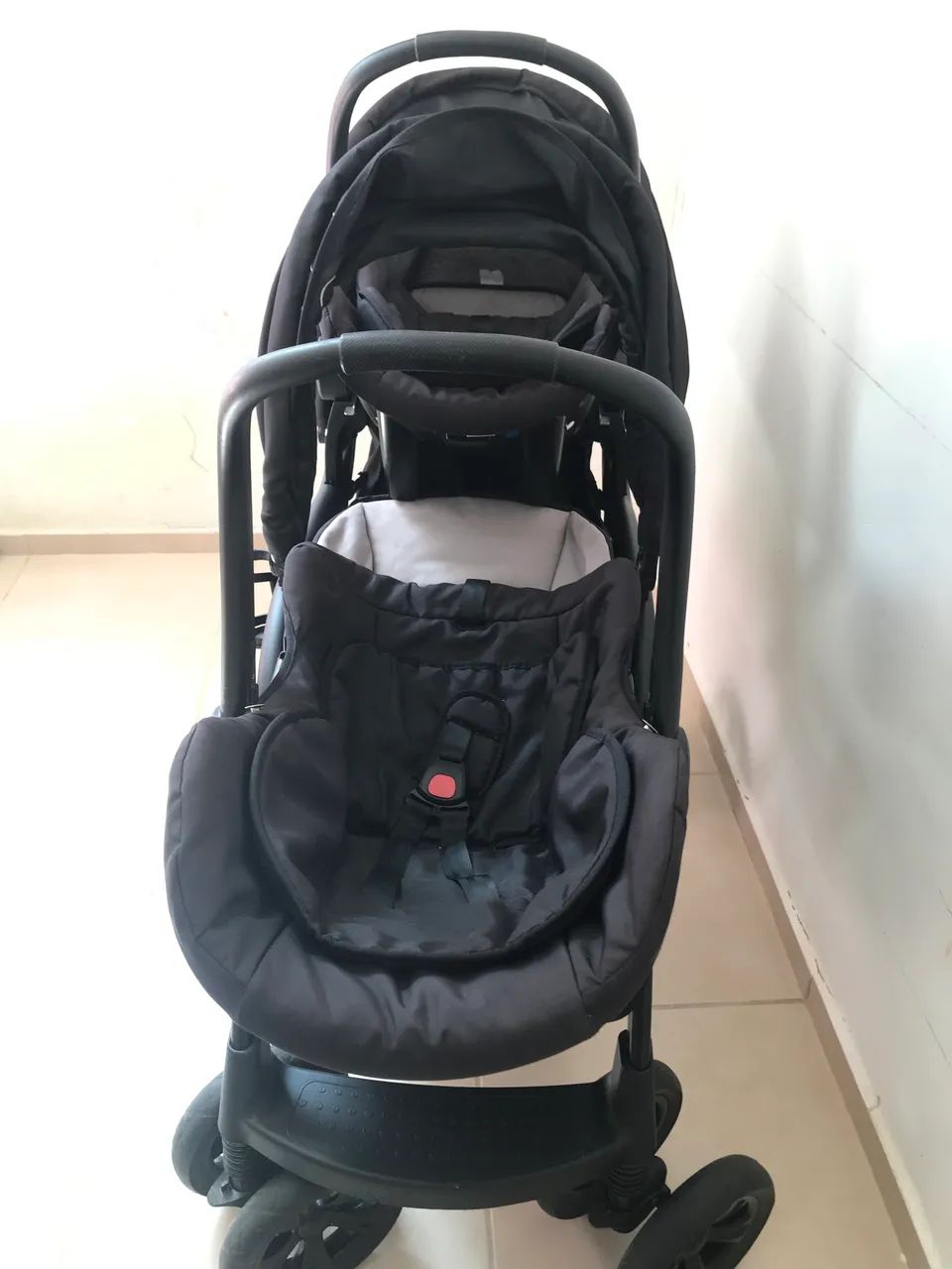 Carrinho de Bebê Gêmeos com Bebê Conforto Galzerano - Foto 3