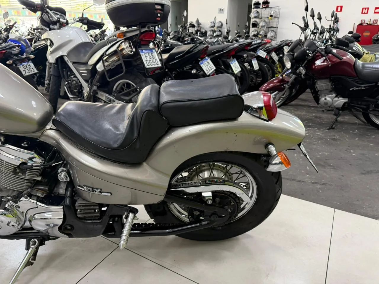 HONDA SHADOW 600C VT - Foto 5