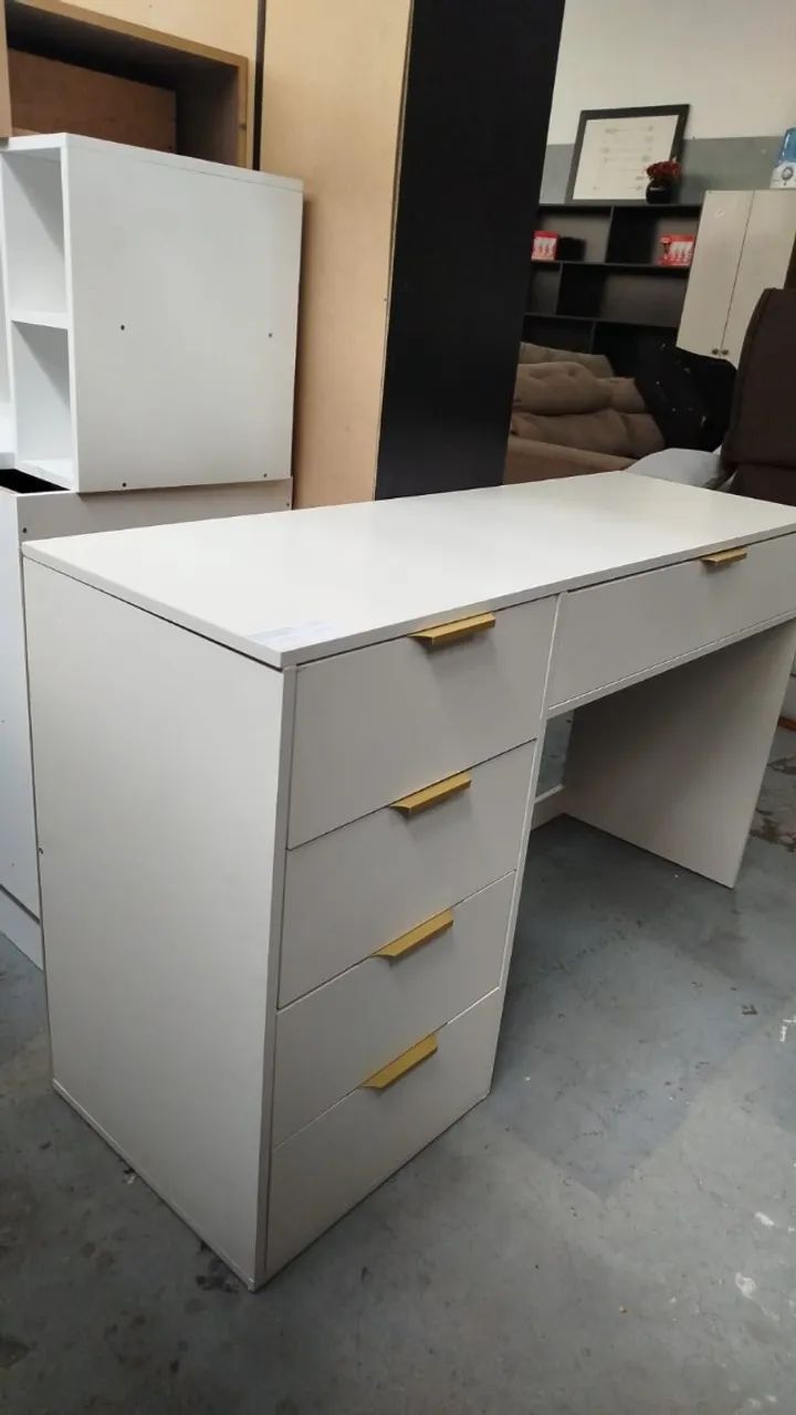 ? Penteadeira com Porta-Objetos e 5 Gavetas ? - Foto 3