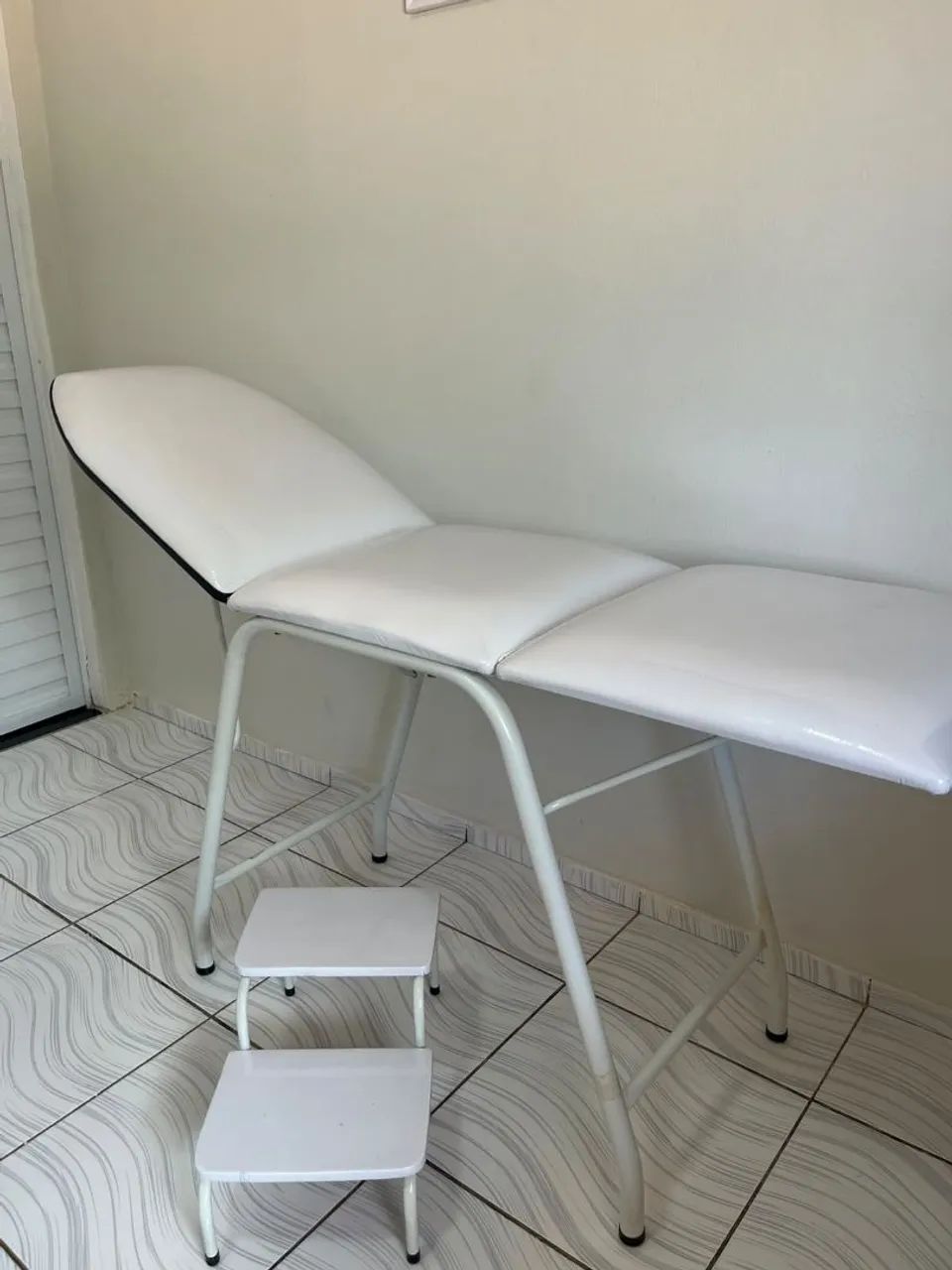 Maca e carrinho de alciliar e escada  - Foto 2