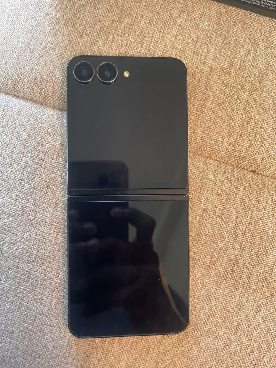 Samsung z flip 7 fe - Foto 3