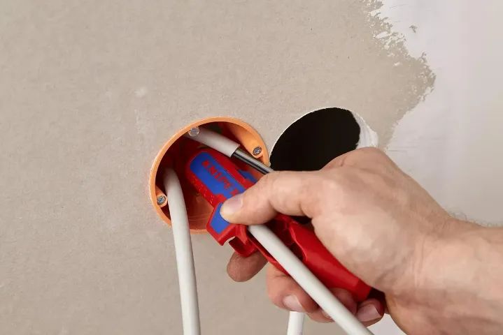 Ferramenta Desencapar Fios Ergostrip Knipex 16 95 01 Sb - Foto 5
