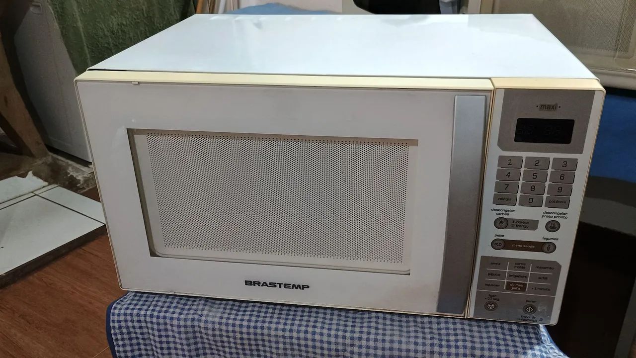 Microondas Brastemp 30- Litros Usado  - Foto 5
