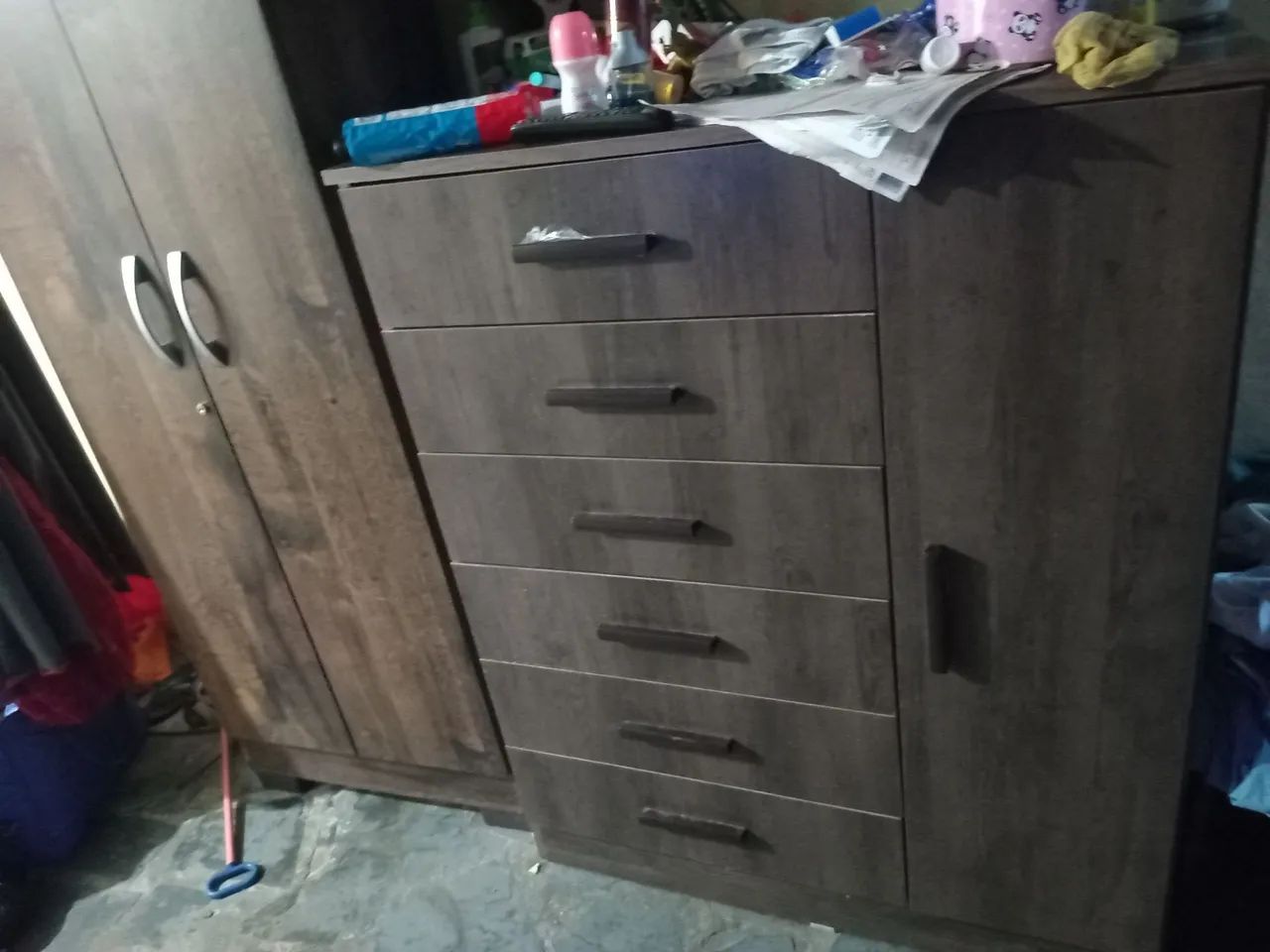 Vende_se .Motivo mudança!! 1,400 os dois.