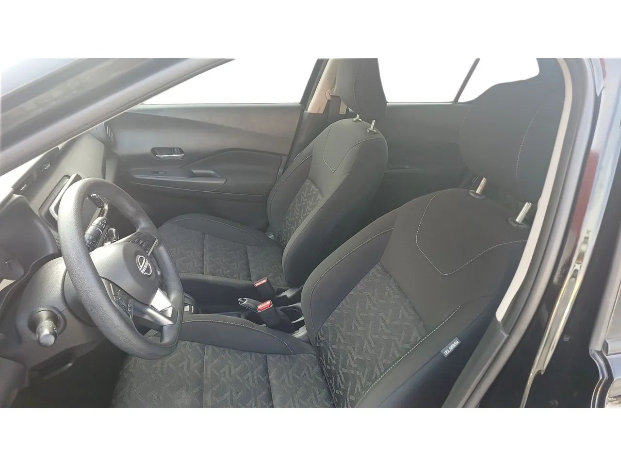 Nissan Kicks Sense 1.6 16V Flex Aut., foto 12 de 16