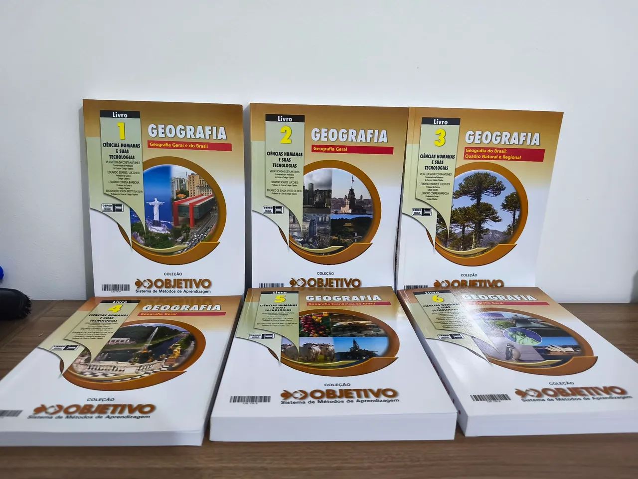 Coleção Apostilas Objetivo 2025 - 21 volumes (4 lacradas