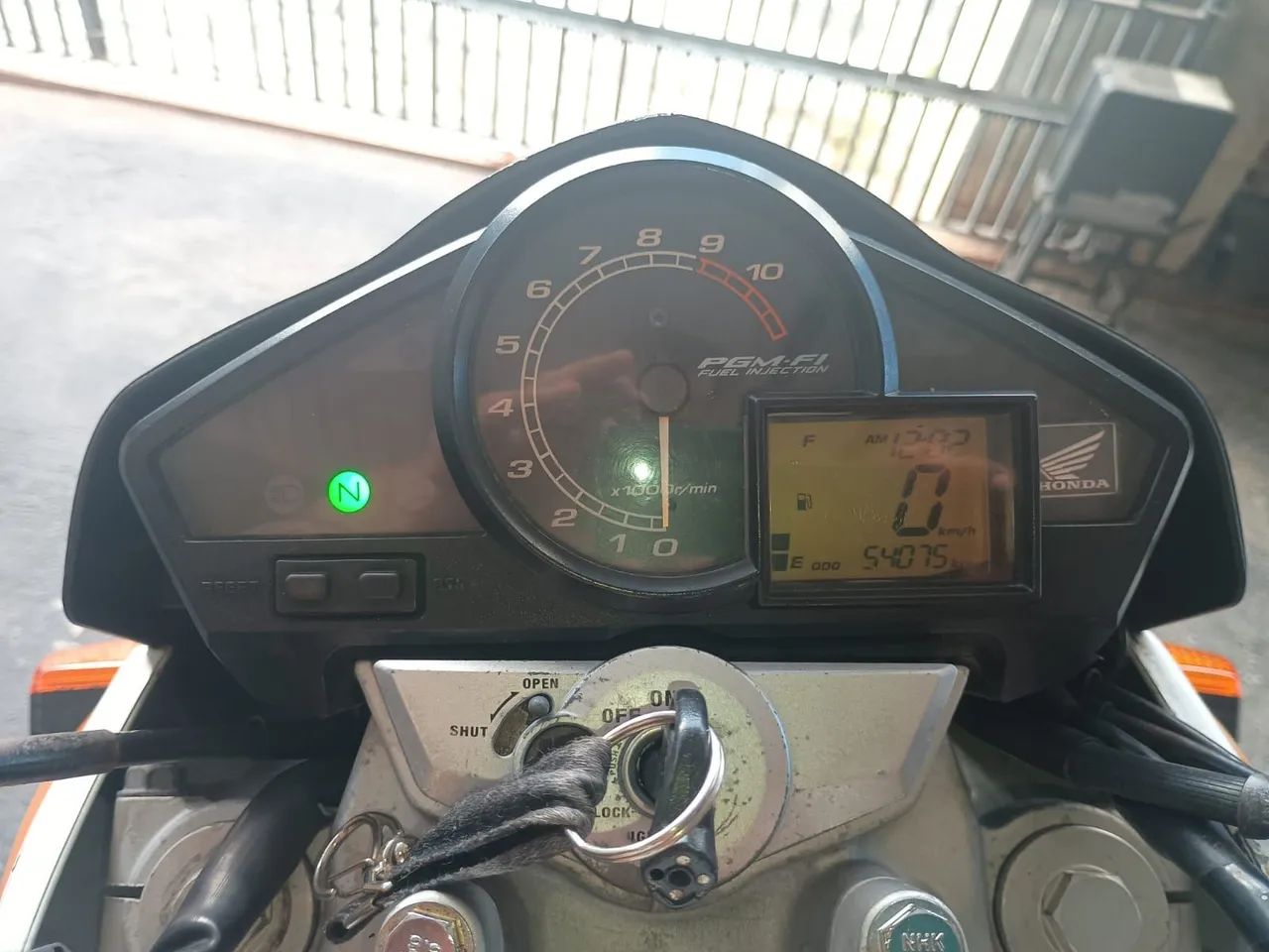 CB 300R Repsol 2014 - Foto 3