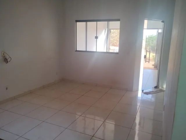 ALUGO CASA COM 2 QUARTOS NO SETOR LAGO NORTE
