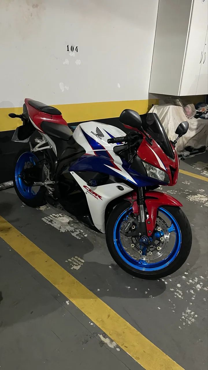 CBR 600 RR - Foto 5