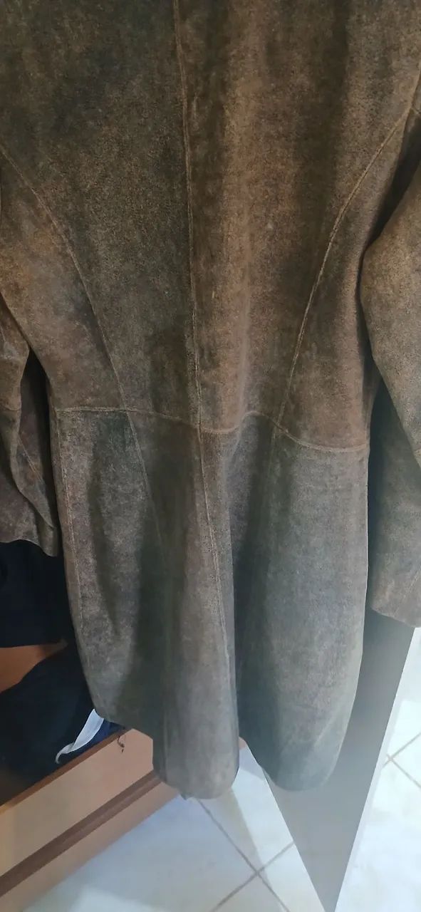 Vendo sobretudo de couro Feminino  - Foto 3