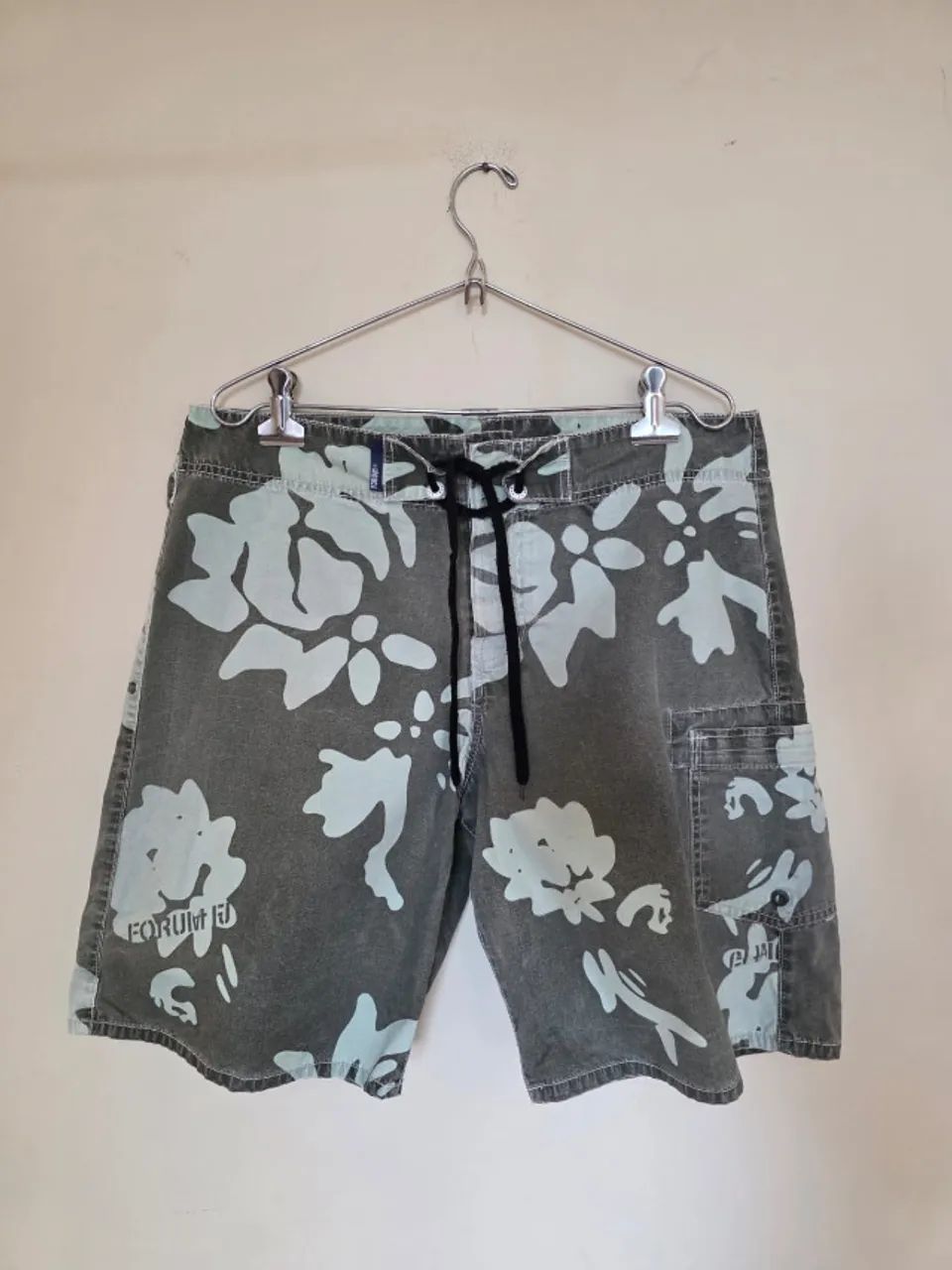 Kit 4 Bermudas Masculinas M (42/44) - Diversos Estilos - Ótimo Estado - Foto 4
