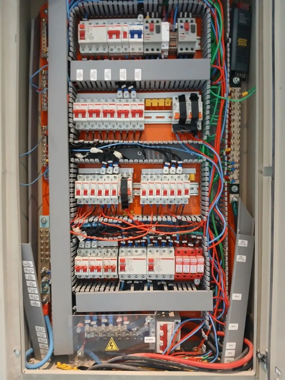 Serviços Eletricista em Buzios bombeiro hidrulico - Foto 4