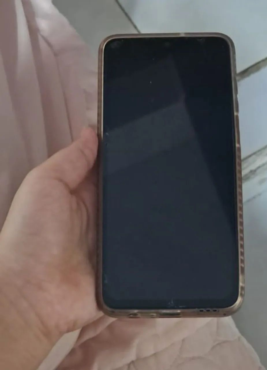 Celular Ao5 (usado) com capinha  - Foto 2