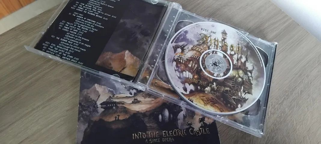 Ayreon - Into the Electric Castle CD duplo - Foto 2