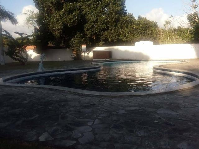 Casa em aldeia condominio