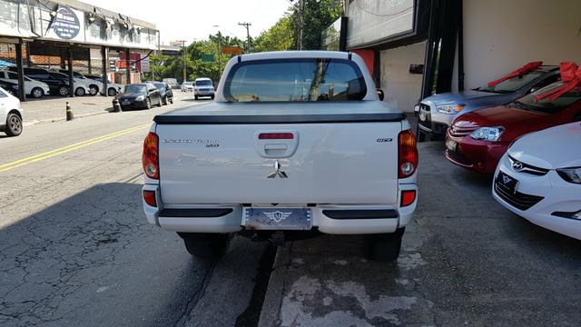 Triton 2016 4x4 automatica impecável baixo km $79.900 - Foto 7