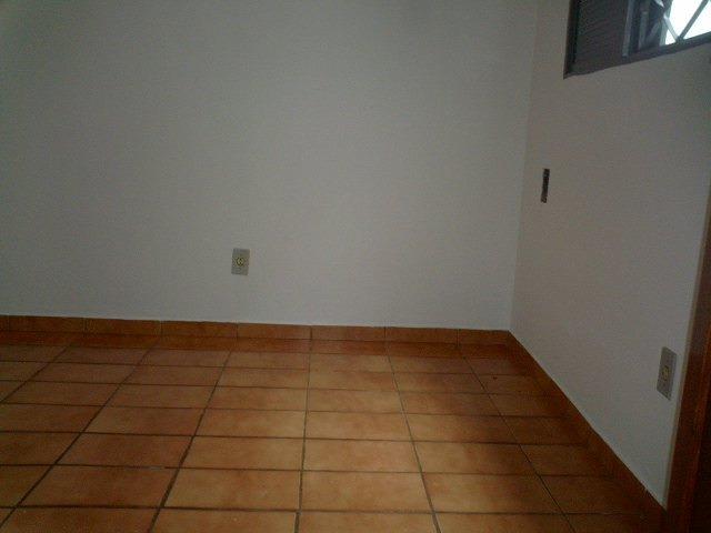 Aluga-se Casa prox. IFMT - Foto 8