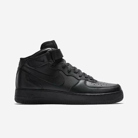 Tênis Nike Air Force preto c. alto