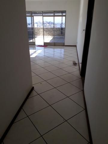 Largo Bicão Cobertura Linear terração em L salão 3 quartos (2 suites) garagem