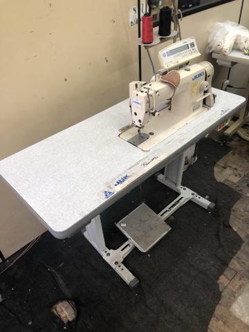 Maquina para produção industrial reta eletrônica semi nova