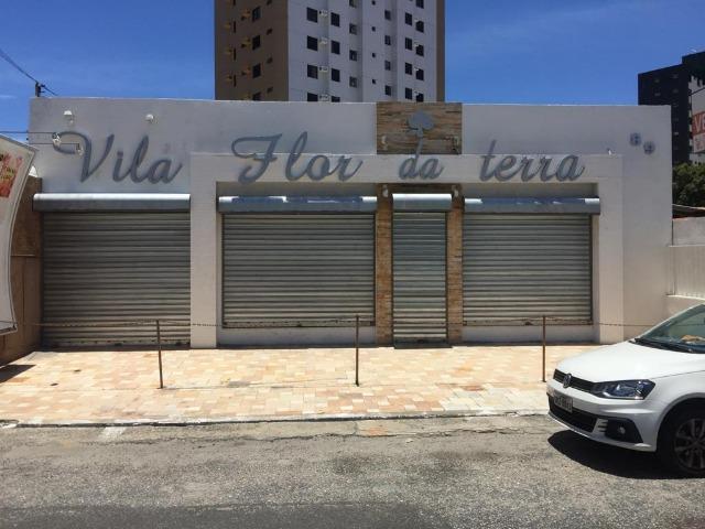 Salas em galeria na Treze de Julho