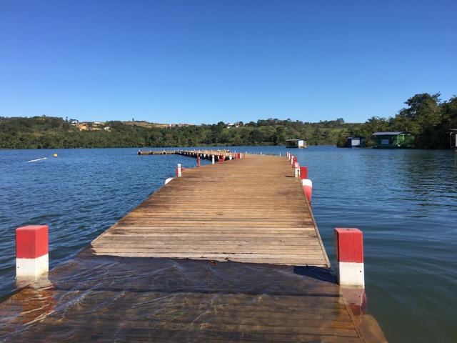 Pesca e lazer no lago Corumba 4