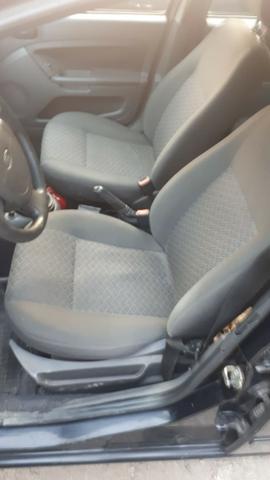 Fiesta 1.6 8v Flex Completo barato Oportunidade - Foto 4