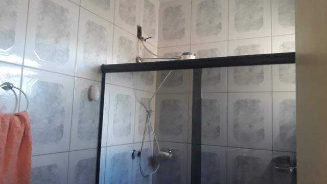 Sobrado de 240 m² construído e dividido - Foto 8