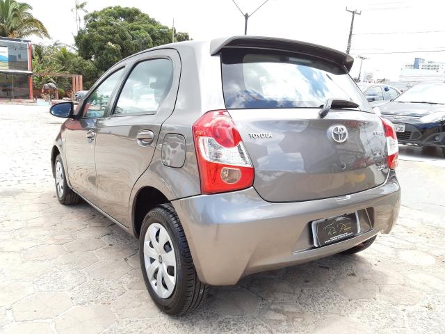 Toyota Etios XS 1.5 Automático 16/17 - Troco e Financio!! - Foto 7