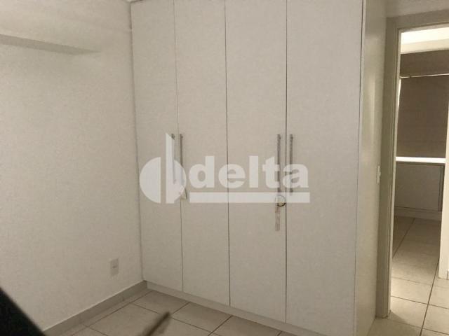 Apartamento para alugar com 3 dormitórios em Saraiva, Uberlândia cod:606262 - Foto 4