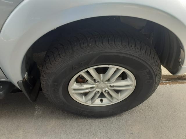 Mitsubishi L200 Triton HPE 3.2 CD DIESEL 4P - Foto 11