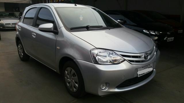 ETIOS XS 1.5 15/15 completão, Entrada 5.500 + 48 x 1.085.00 aceito troca - Foto 2