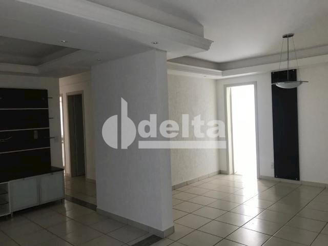 Apartamento para alugar com 3 dormitórios em Saraiva, Uberlândia cod:606262 - Foto 7