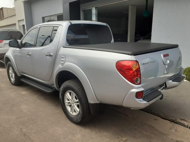 Mitsubishi L200 Triton HPE 3.2 CD DIESEL 4P - Foto 6