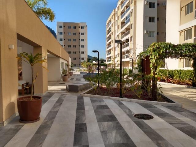 Excelente apto em Jacarepaguá, próximo do Projac, Sala, 2 quartos, varanda e banheiros
