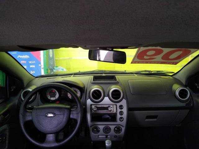 Fiesta Sedan 1.0 (Flex) Completo 2009 - Foto 11