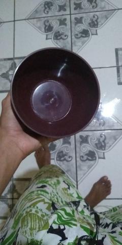 Vendo pratos, bacias e tigelas para sopa - Foto 2