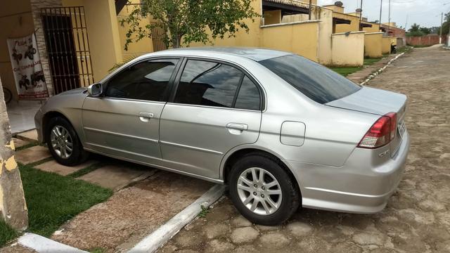 Vendo honda Civic 1.7 2004 23.000 - Foto 2